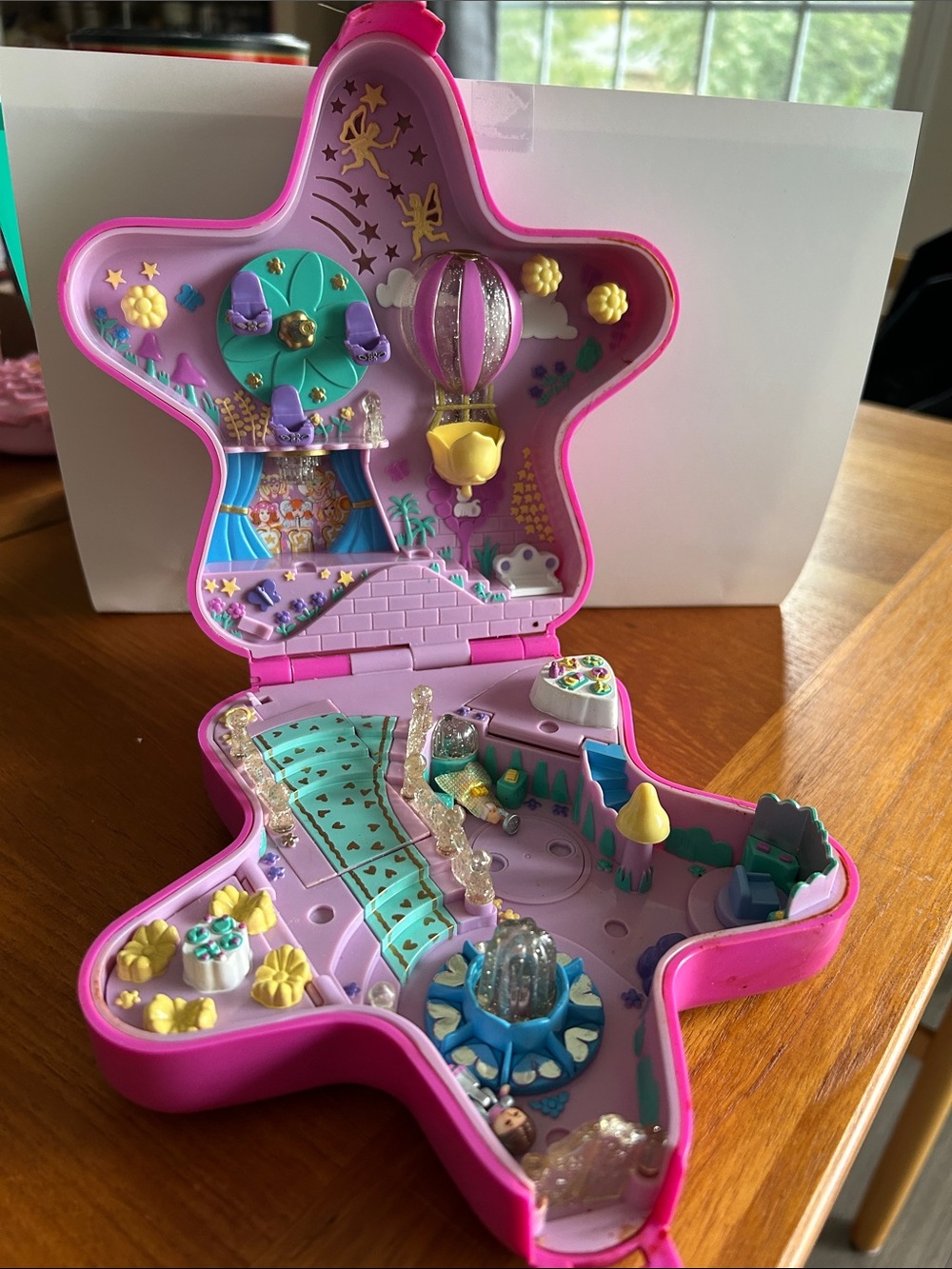1993 Fairy Ball Polly Pocket Playset with figures